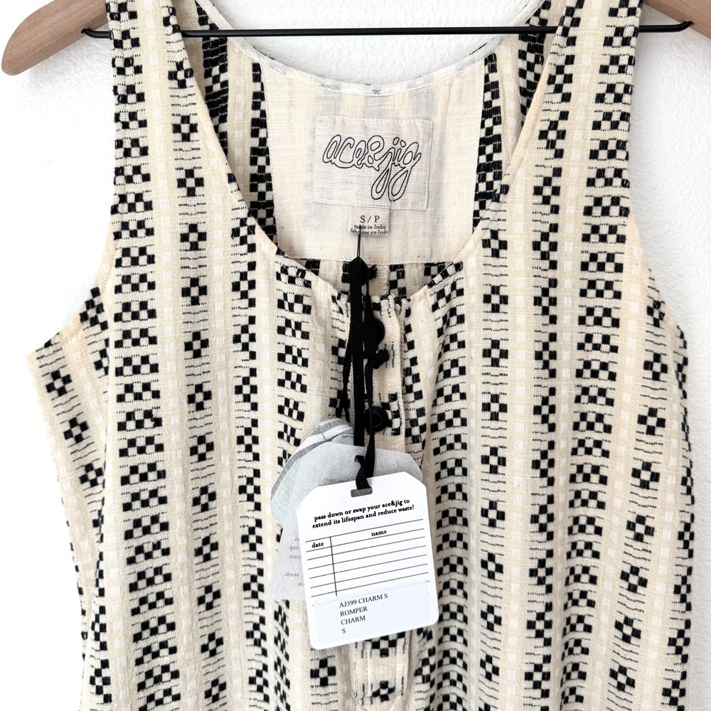 Ace & Jig Romper in Charm/Tuxedo NWT - small - Picture 3 of 5